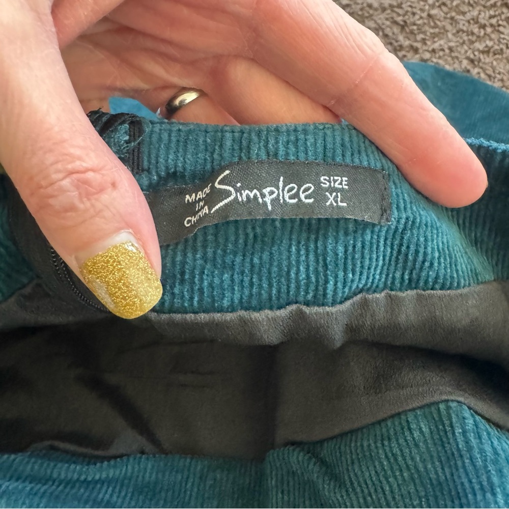 Simplee Dark Green Corduroy Floral Embroidered Mini Skirt Bohemian Artsy XL 30in - Picture 4 of 8